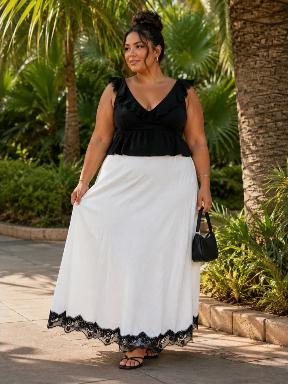 A new day white with black lace XXL
